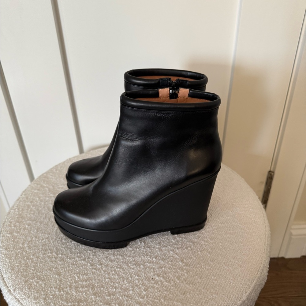 Robert Clergerie Black Leather Wedge Boots - Picture 3 of 4